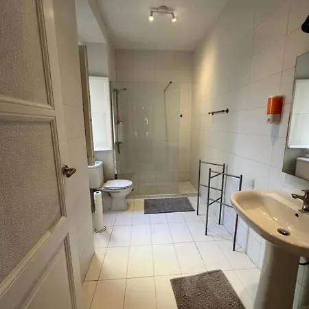 Bagetti Only For Girls Hostel Lisbon